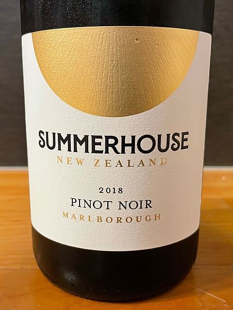 Summerhouse Pinot Noir(サマーハウス ピノ・ノワール)