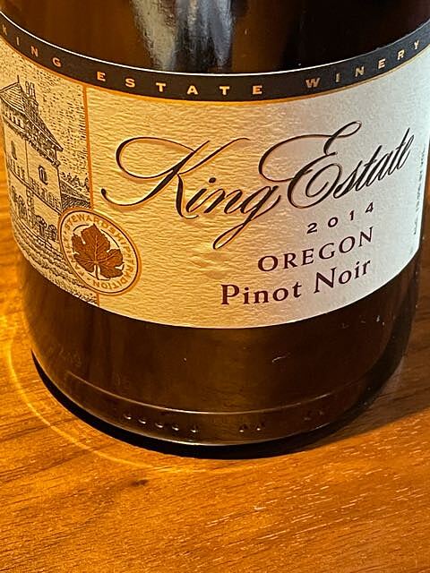 King Estate Signature Pinot Noir