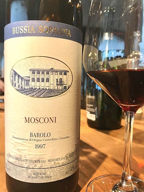 Bussia Soprana Barolo Mosconi(ブッシア・ソプラーナ バローロ モスコーニ)