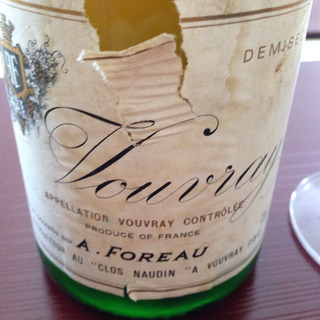 Dom. du Clos Naudin Vouvray Demi Sec(ドメーヌ・ドゥ・クロ・ノダン ヴーヴレ ドゥミ・セック)