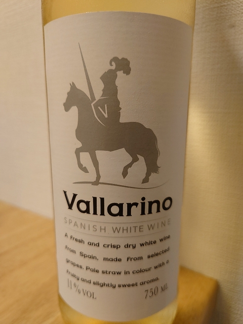 Vallarino White