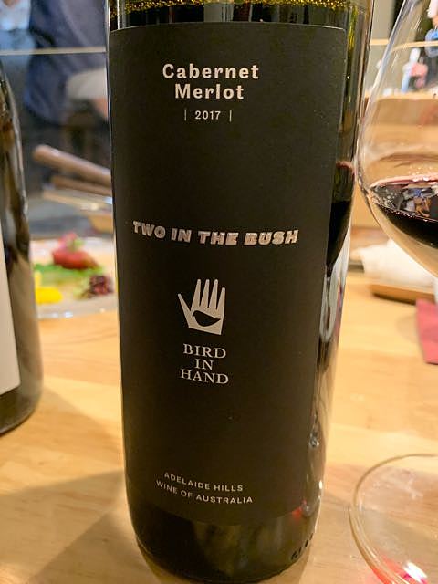 Bird in Hand Two in The Bush Cabernet Merlot(バード・イン・ハンド トゥー・イン・ザ・ブッシュ カベルネ メルロー)