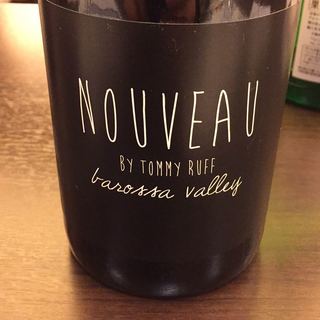 Nouveau by Tommy Ruff