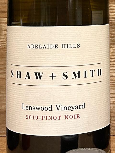 Shaw + Smith Lenswood Vineyard Pinot Noir(ショウ + スミス レンズウッド・ヴィンヤード ピノ・ノワール)