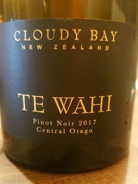 Cloudy Bay Te Wāhi Pinot Noir