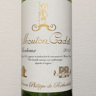 Mouton Cadet Bordeaux Rouge Classique(ムートン・カデ ボルドー ルージュ クラシック)