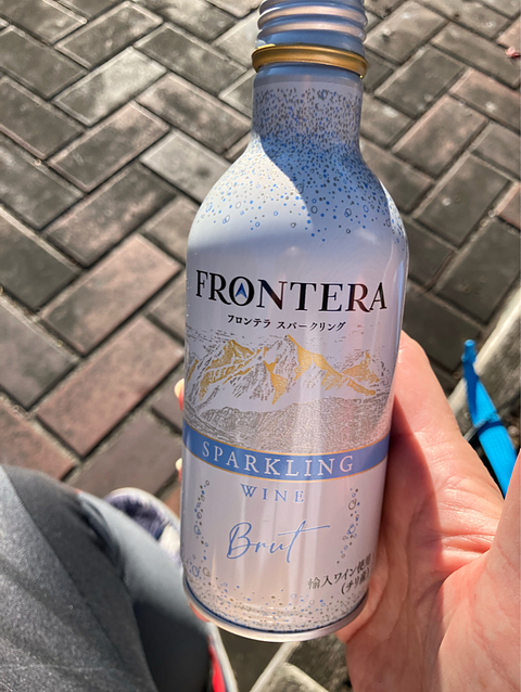 Frontera Sparkling Brut 缶