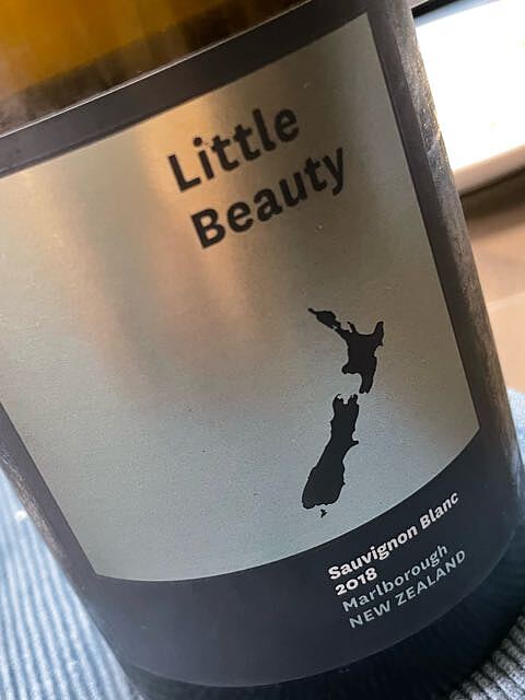 Little Beauty Black Edition Sauvignon Blanc(リトル・ビューティー ブラック・エディション ソーヴィニヨン・ブラン)