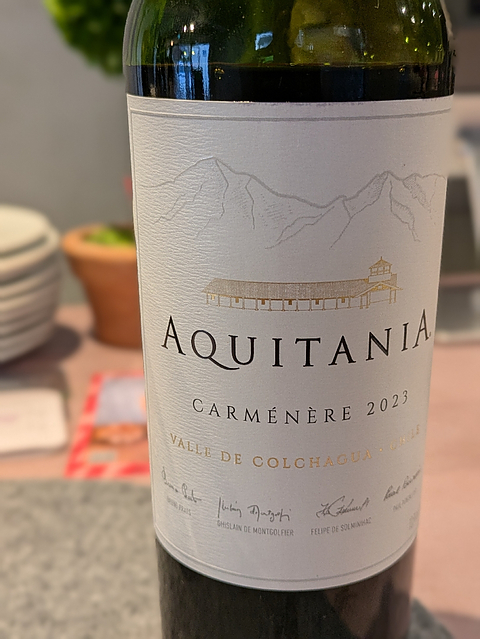 Aquitania Carmenere