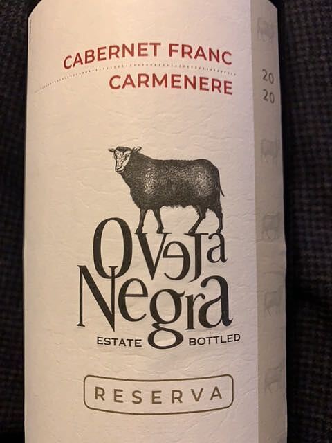 Oveja Negra Cabernet Franc Carmenére Reserva(オヴェハ・ネグラ カベルネ・フラン カルメネール レゼルヴァ)