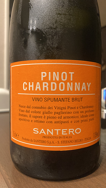 Santero Pinot Chardonnay Brut(サンテロ ピノ・シャルドネ ブリュット)