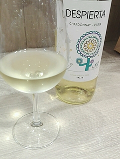 Despierta Chardonnay Viura(デスピエルタ シャルドネ ヴィウラ)