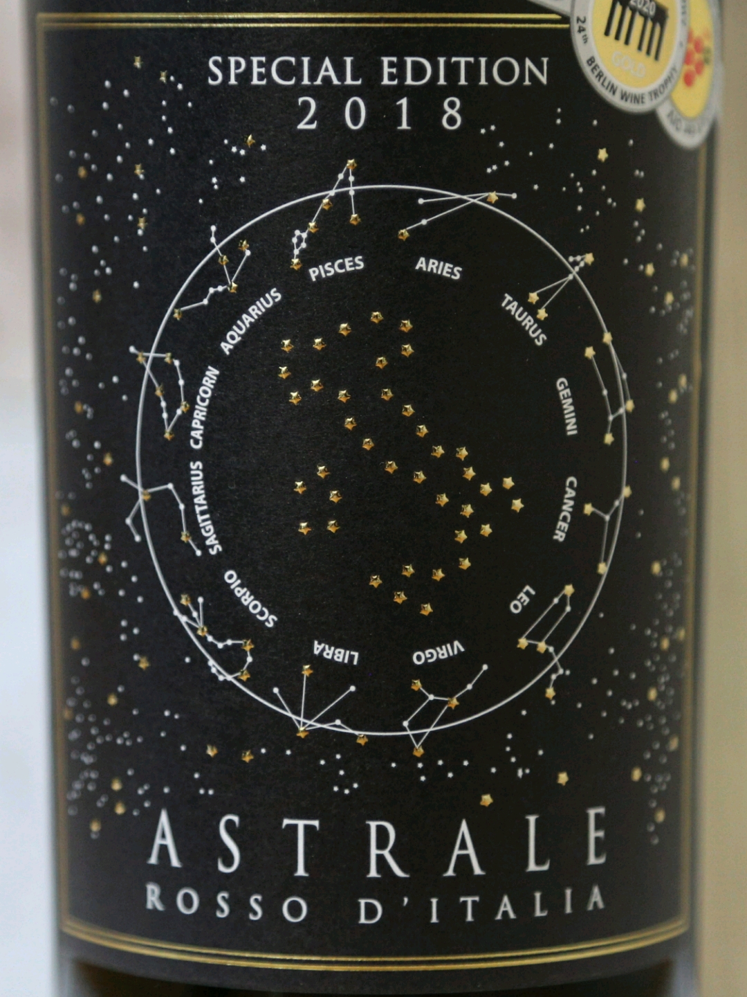 Astrale Rosso Special Edition 2018(アストラーレ ロッソ | Vinica 無料のワインアプリ