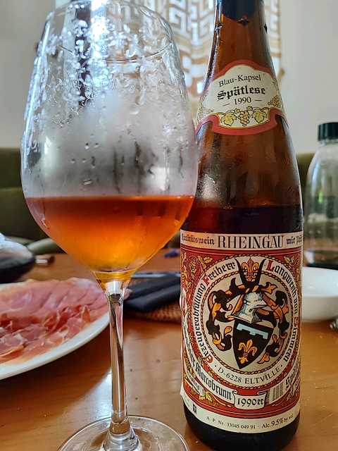 Freiherr Langwerth von Simmern Erbacher Marcobrunn Riesling Spätlese Blau Kapsel