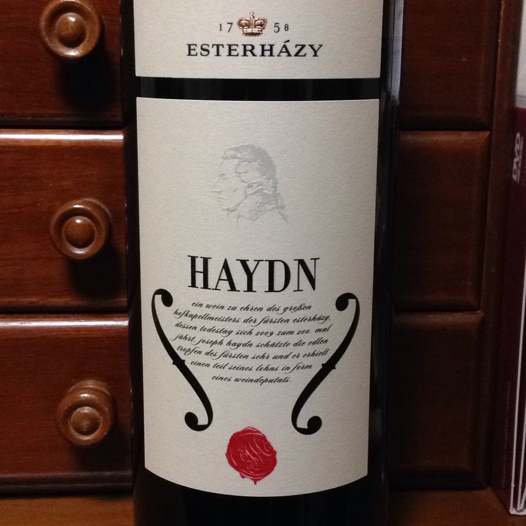 Esterházy Hommage à Joseph Haydn Vinica 無料のワインアプリ