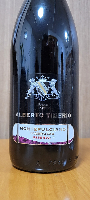 Alberto Tiberio Montepulciano d'Abruzzo Riserva(アルベルト・ティベリオ モンテプルチャーノ・ダブルッツォ リゼルヴァ)
