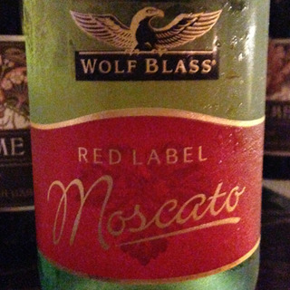 Wolf Blass Red Label Moscato(ウルフ・ブラス レッド・ラベル モスカート)