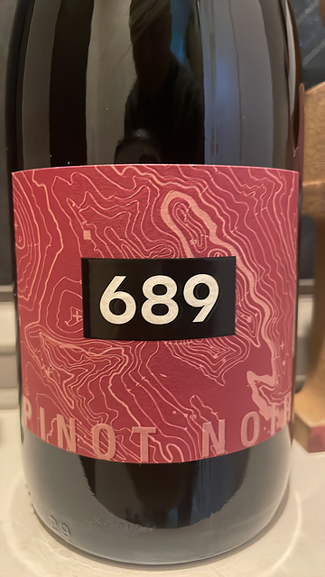 689 Pinot Noir(シックス・エイト・ナイン ピノ・ノワール)