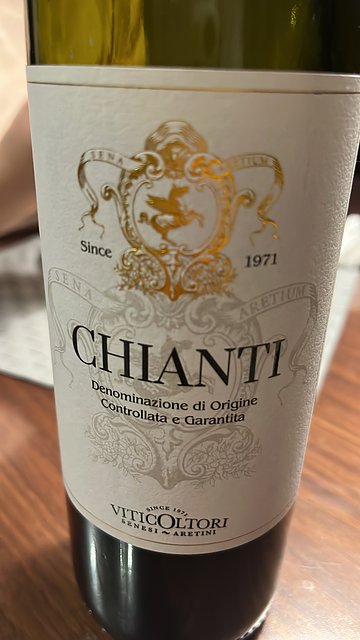 Viticoltori Senesi Aretini Chianti(ヴィティコルトーリ・セネージ・アレティーニ キアンティ)