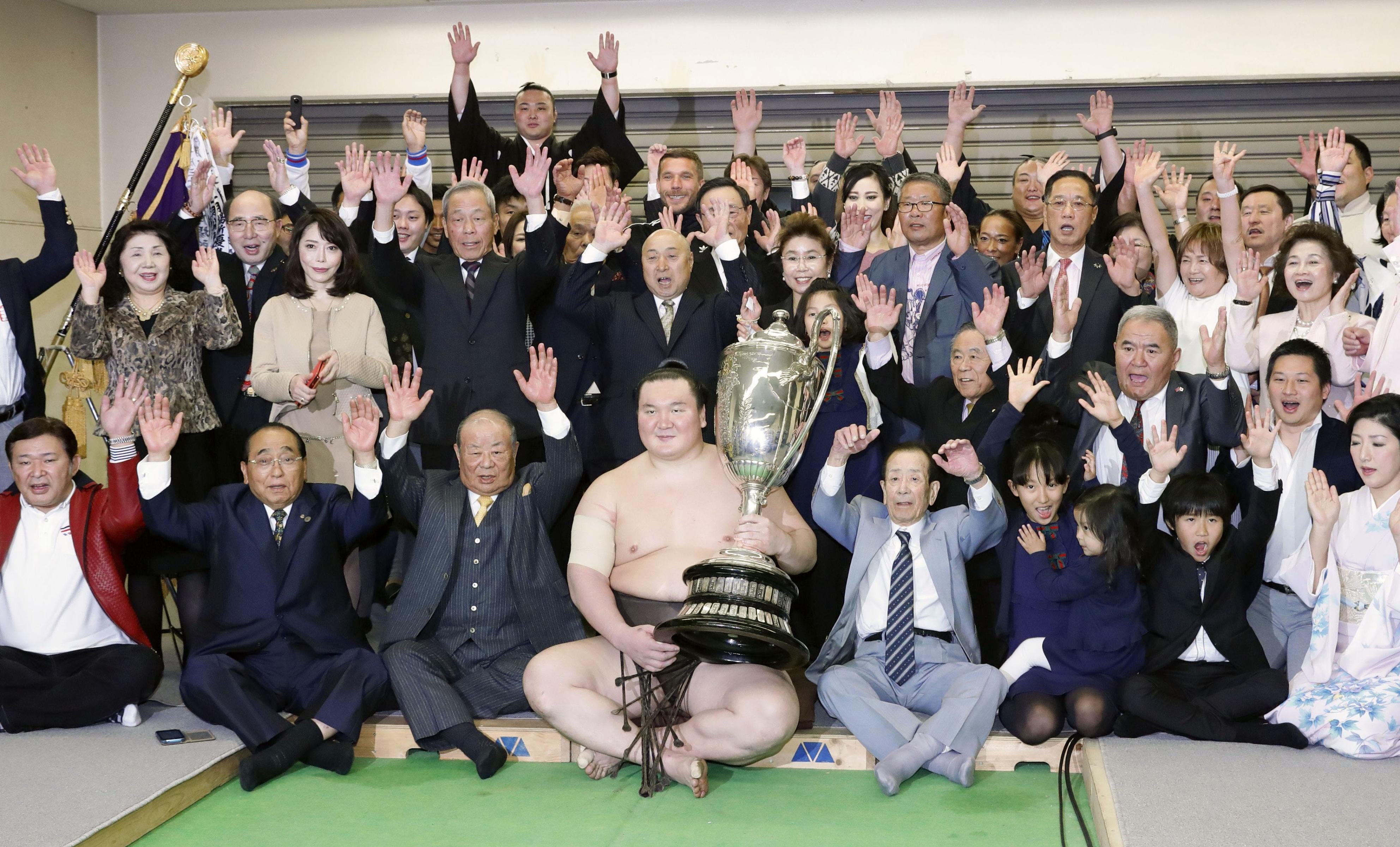 タニマチ と は