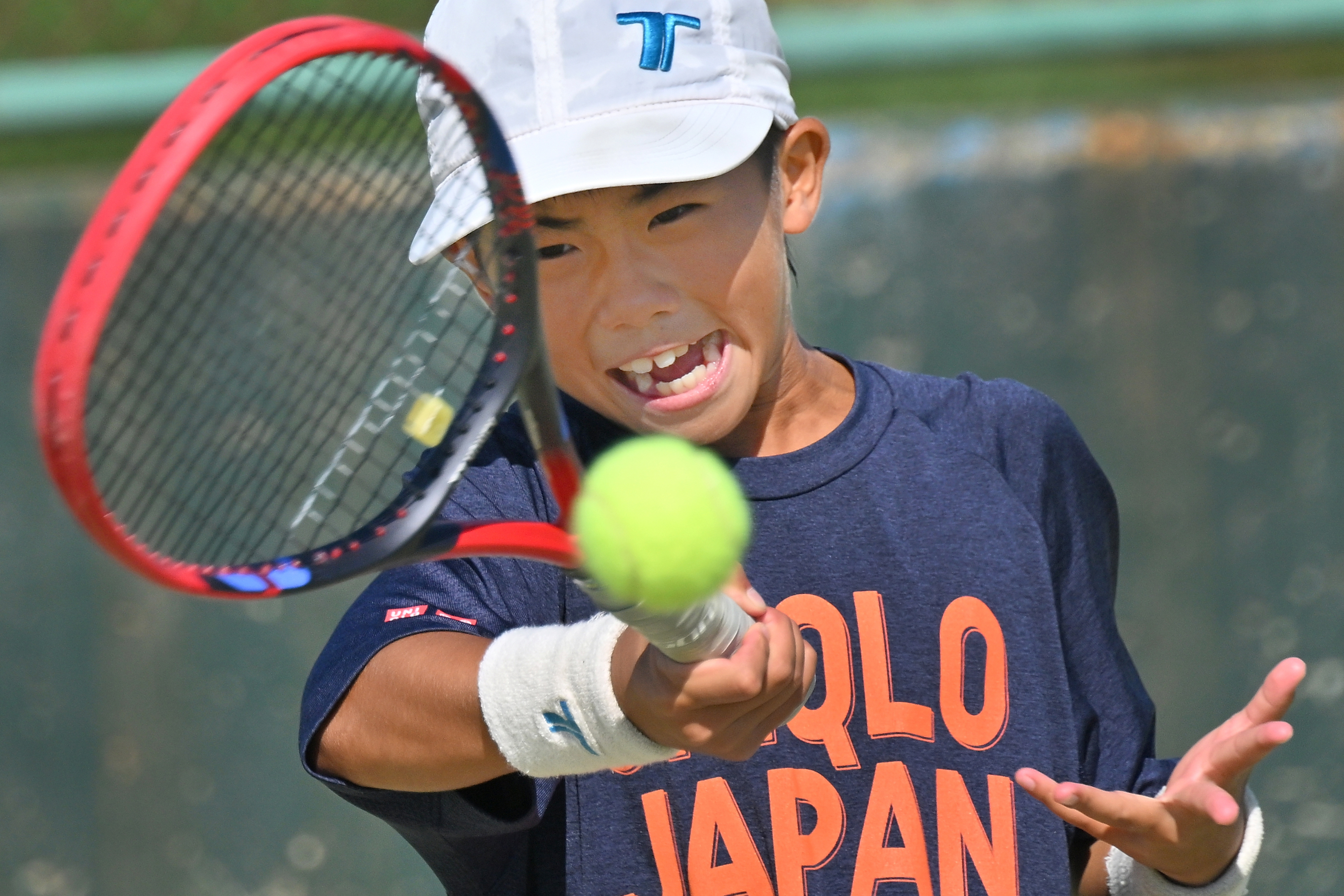 グランドスラムを制する「テニス王」を目指して―9歳の九州大会