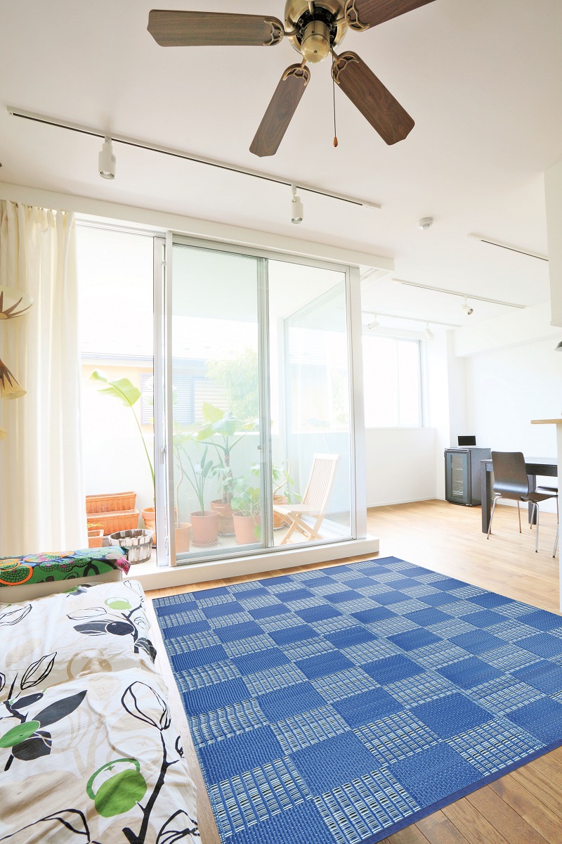 ラグ・カーペット grand_blue Amazon.co.jp: Furnish my Place モダンプラッシュ無地ラグ