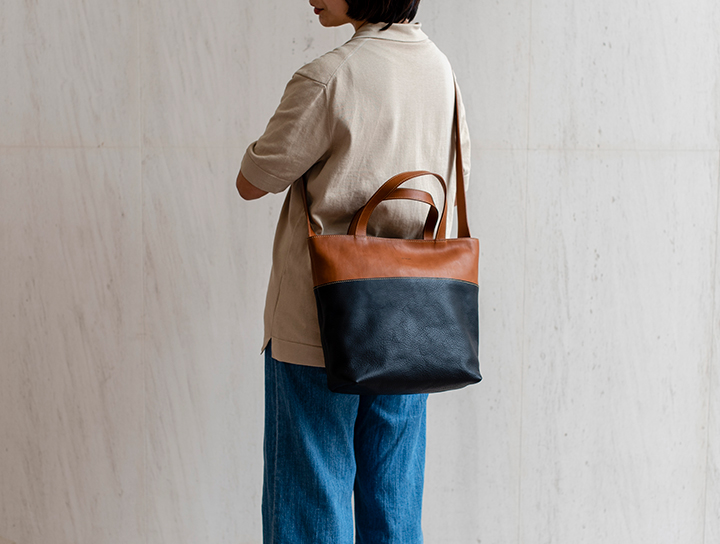 ち*こ様 genten トートバッグ　カスタムオーダー品 カスタムオーダーでつくる「Conocoto 2TONE TOTE」 | くらしのgenten