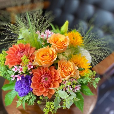 還暦はフラワーアレンジメントでお祝い 還暦祝いにオススメの花は With Hana グリーンロード運営 還暦はフラワーアレンジメントでお祝い 還暦祝いにオススメの花は With Hana グリーンロード運営