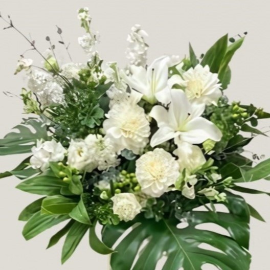 【美品】ホワイト グリーン アレンジメント 12個セット 造花 装花 結婚式 ホワイト系おまかせスタンド1段 W-71（カラー：ホワイト