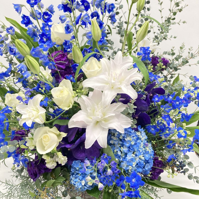 ブルー系おまかせアレンジメント B-32（カラー：ブルー