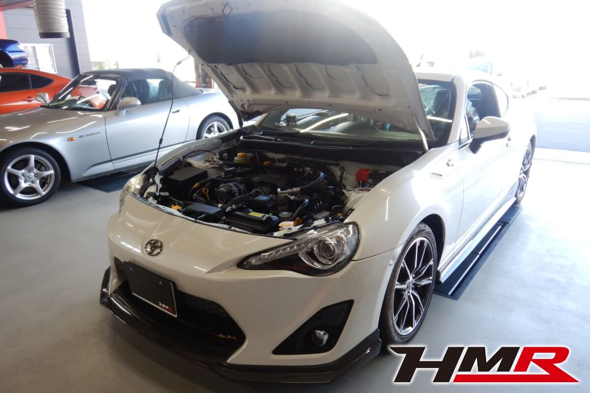 純正後期17AW、BLITZ車高調、GReddyマフラーを装着した86(ZN6) 2.0GTの納車前点検整備を行いました