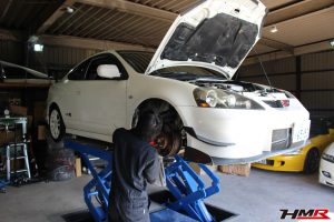 インテグラタイプR(DC5)抜け抜けの車高調を交換