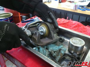 パープルに全塗装されたS2000(AP1)の納車前整備を行いました。