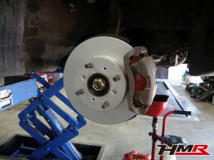 インテグラタイプR（DC2)の6ヶ月点検とフロントブレーキのオーバーホール作業等を行いました。