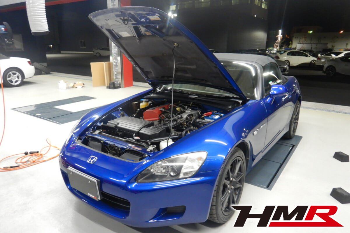 爽やかなモンテカルロブルーパープルにガラススクリーン幌が装着されたS2000(AP1)の納車前点検整備を行いました
