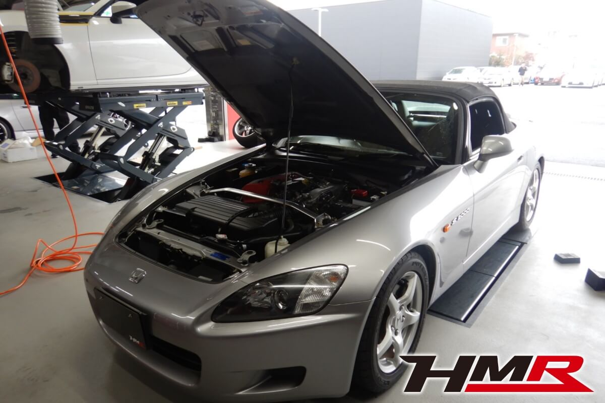 無限マフラー、ビルシュタイン車高調を装着したS2000(AP1)の納車前点検整備&クラッチマスターシリンダー、タイヤ交換作業等を行いました