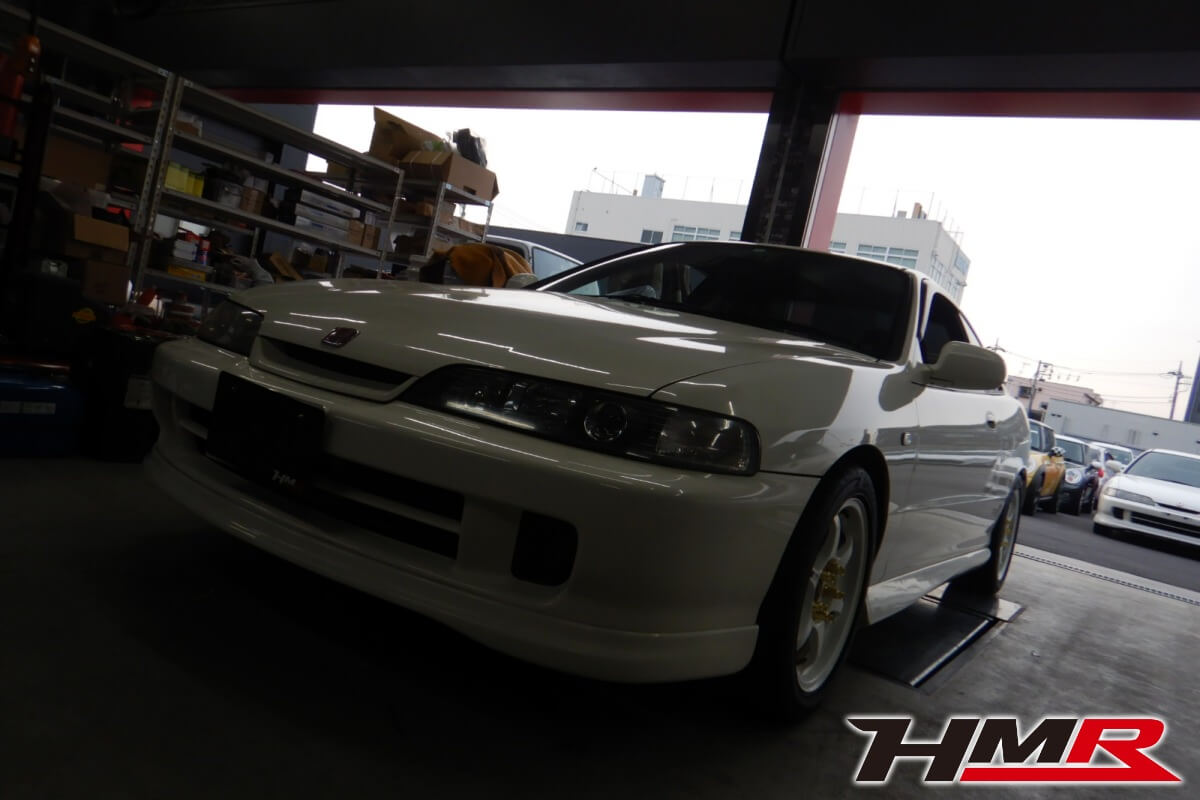 SSR16AW TEIN車高調 HIDを装着したインテグラタイプR(DC2)の納車前点検整備を行いました