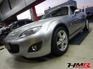 専用レカロシート 純正ビルシュタイン装着したロードスター(NCEC)2.0 RS RHTの納車前点検整備を行いました