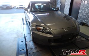 1オーナー オプション黒革シート装備のS2000(AP2)の納車前点検整備を行いました