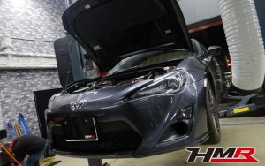 86(ZN6)のドライブシャフトオーバーホール作業を行いました。