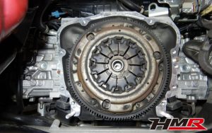 86(ZN6)のクラッチ交換作業を行いました