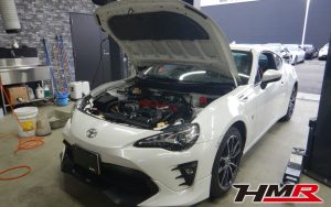 TRDフロントリップ 純正SDナビ装備の86(ZN6)の納車前点検整備を行いました。