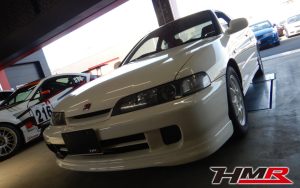 社外エキマニ TEIN車高調 赤レカロシート装備のインテグラタイプR(DC2)の納車前点検整備