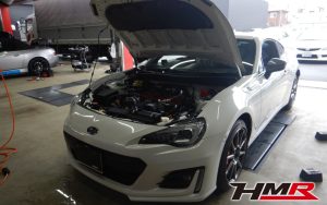 純正ブレンボ 社外メモリーナビ装備のBRZ(ZC6)の納車前点検整備を行いました