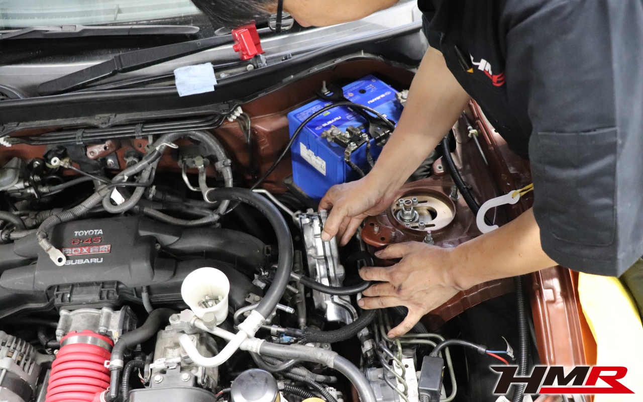 86(ZN6) エンジンオイル漏れ修理