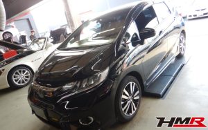 ギャザズナビ バックカメラ装備のフィットRS(GK5)の納車前点検整を行いました