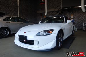 バッドムーンレシングマフラー タイプS専用シート エアロ装備のS2000(AP2)タイプSの納車前点検整備を行いました
