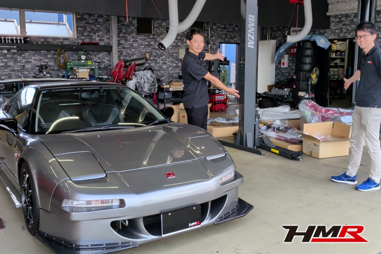 デモカーNSXの内装カスタム！白内装から憧れのタイプR「黒×赤」仕様へ