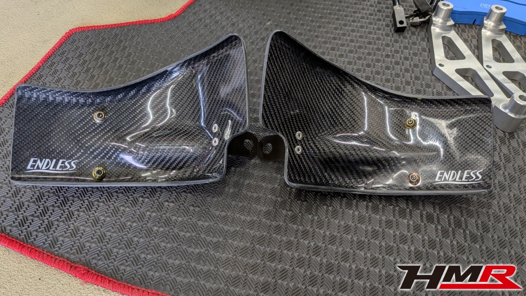 R35GT=R用エンドレスカーボンブレーキガイド