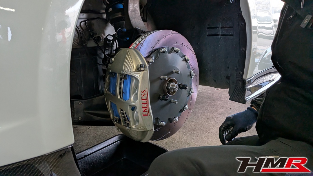 R35GT-R エンドレスMONO6TAキャリパーキット取付け